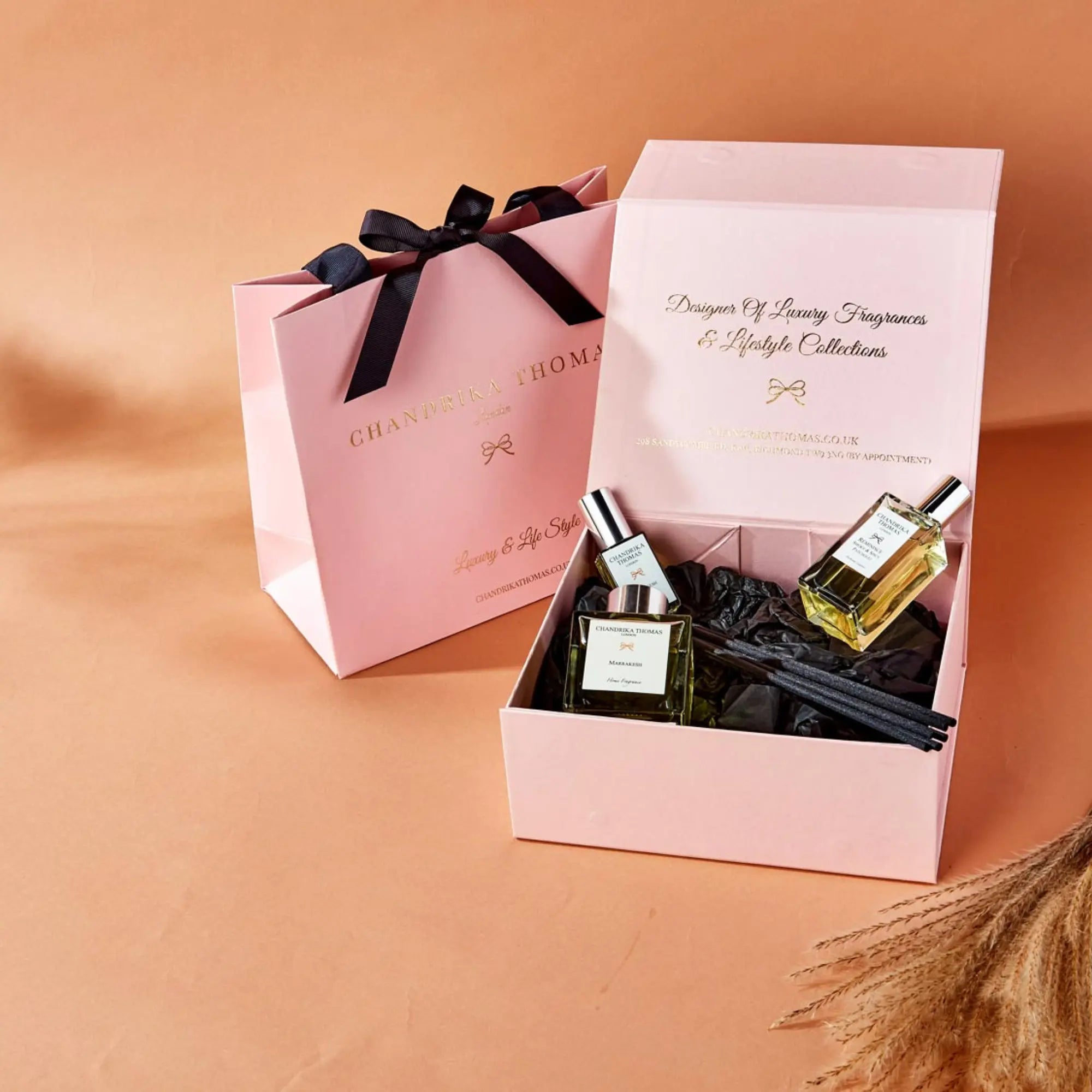 Fragrance shop gift sets