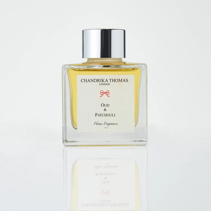
  
    Image of 100ml Oud & Patchouli diffuser in a white background
  
